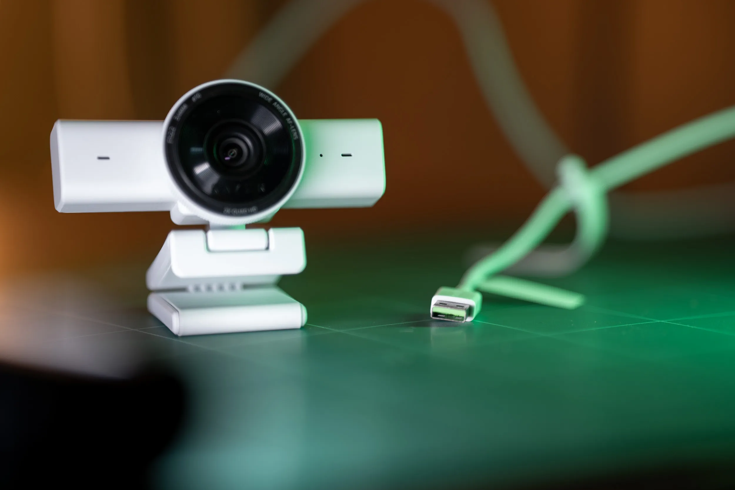 Close-up of the Razer Kiyo V2 X non-detachable USB-A cable end
