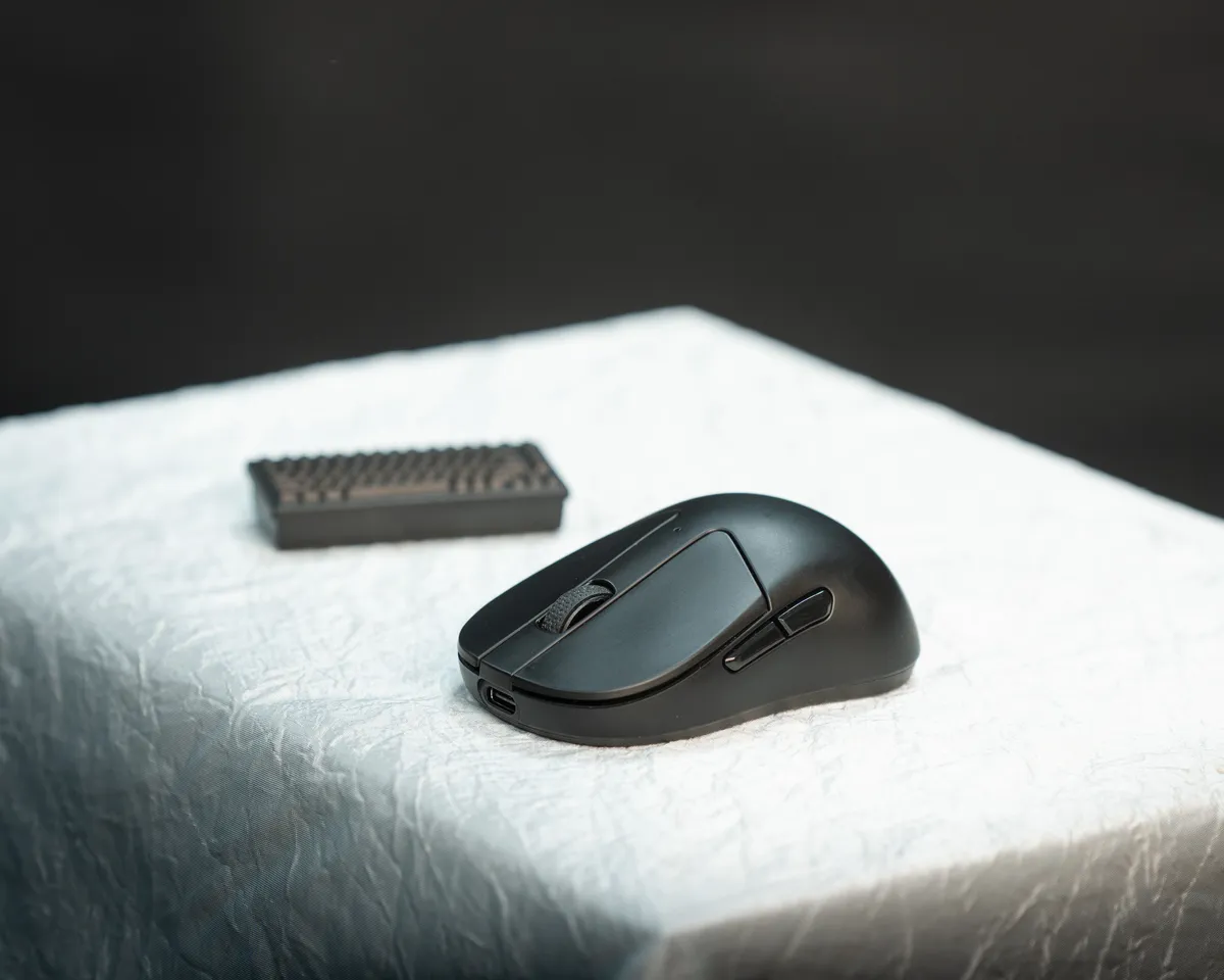 Keychron M4 Review - Small, mighty and lightweight!