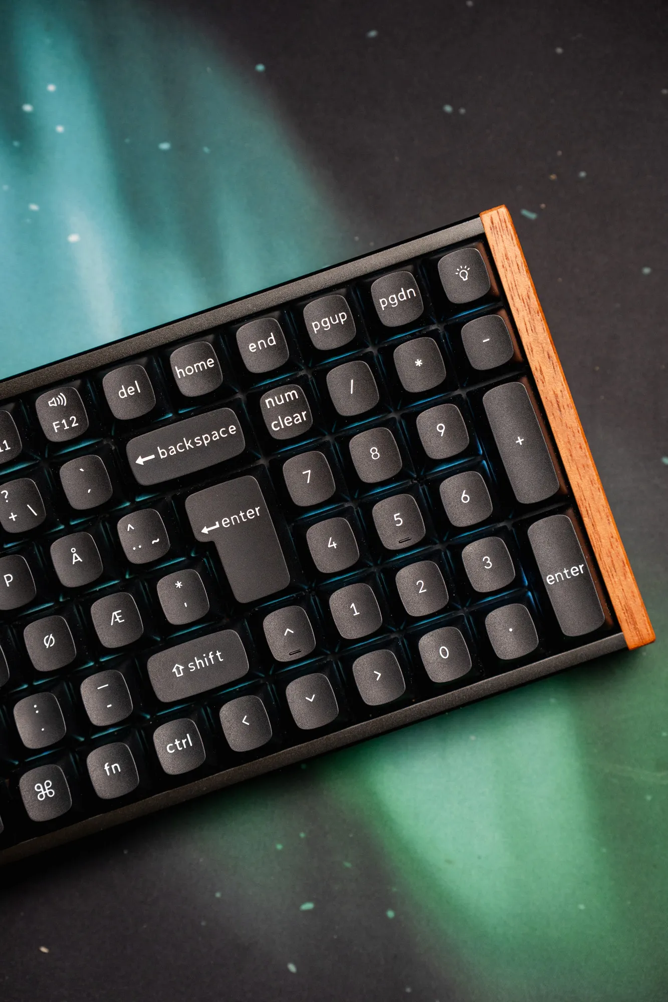 Keychron K4 HE SE is tight around the wrong places