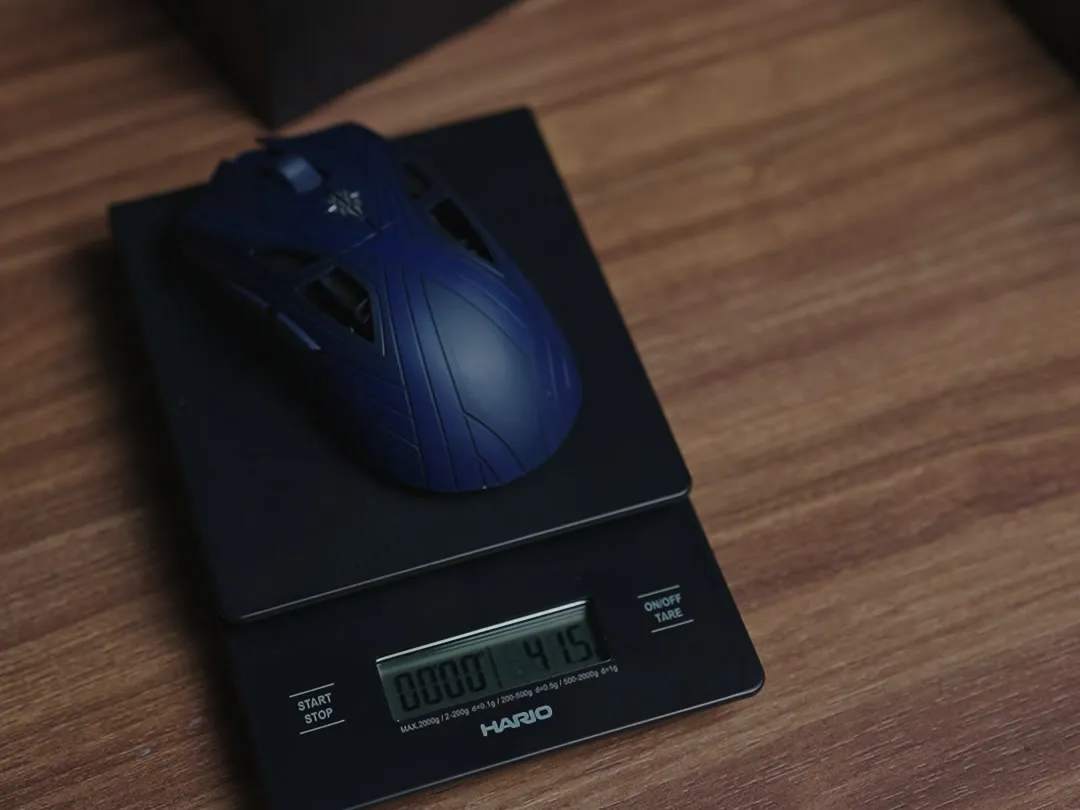 Finalmouse SLX Nightfall quick look: easy to shoot, built like a tank