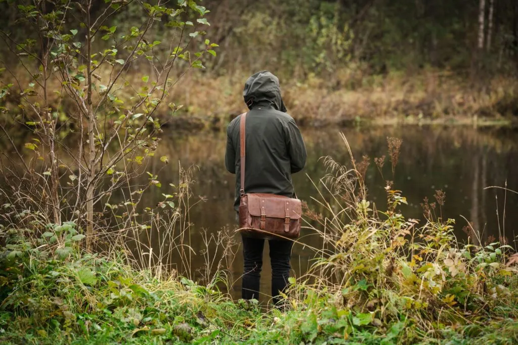 Man seen with MegaGear Torres Pro messenger bag